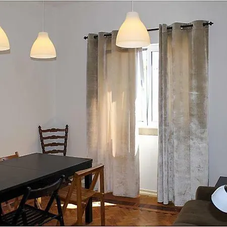 Avenida 25 De Abrilnº9,albufeira Apartament