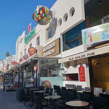 Avenida 25 De Abrilnº9,albufeira شقة البوفيرا